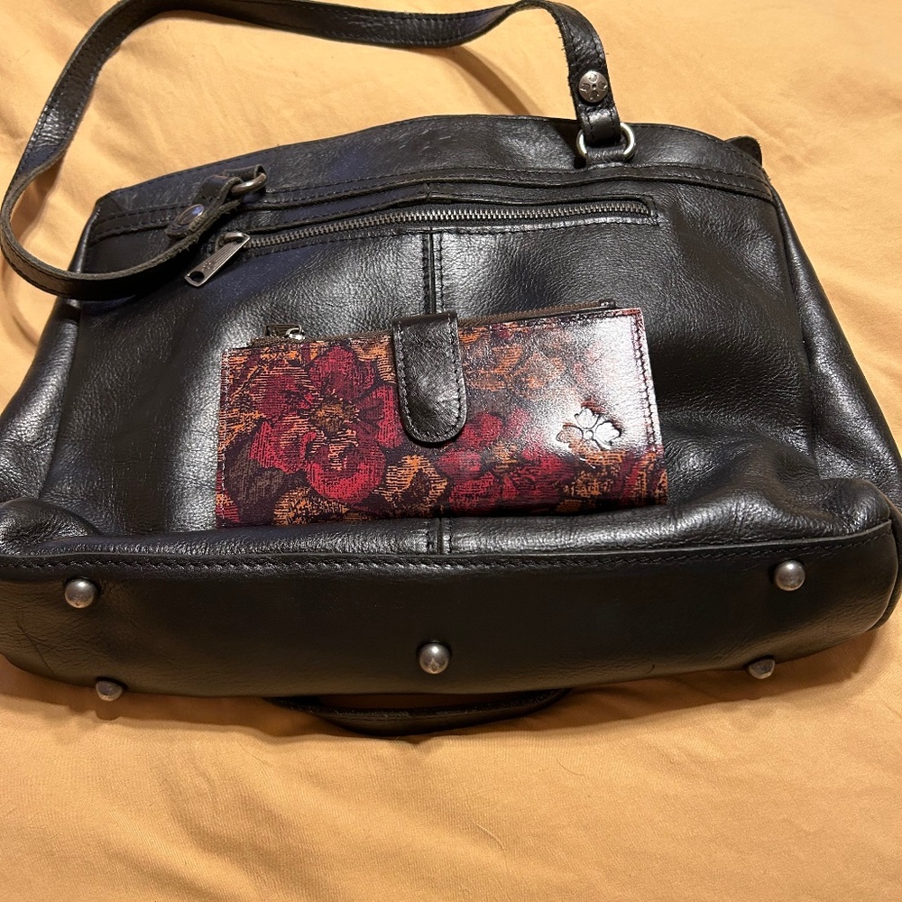 Purse and wallet